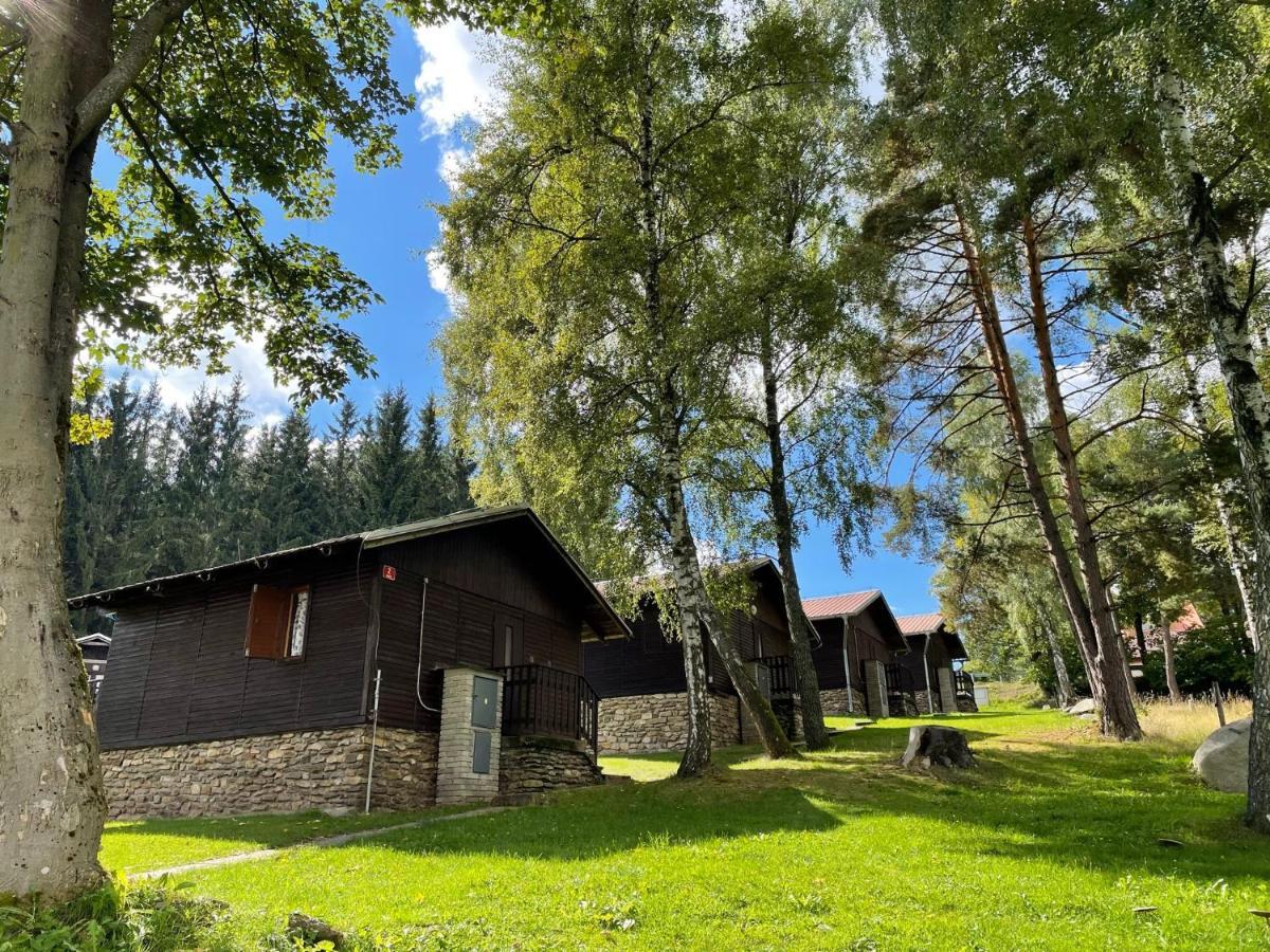 Hotel Rohanov Lhota nad Rohanovem Екстериор снимка