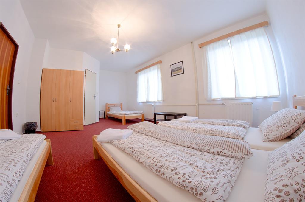 Hotel Rohanov Lhota nad Rohanovem Стая снимка