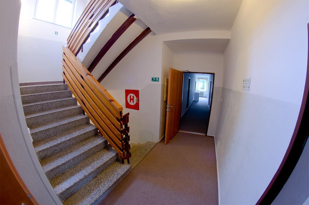 Hotel Rohanov Lhota nad Rohanovem Екстериор снимка